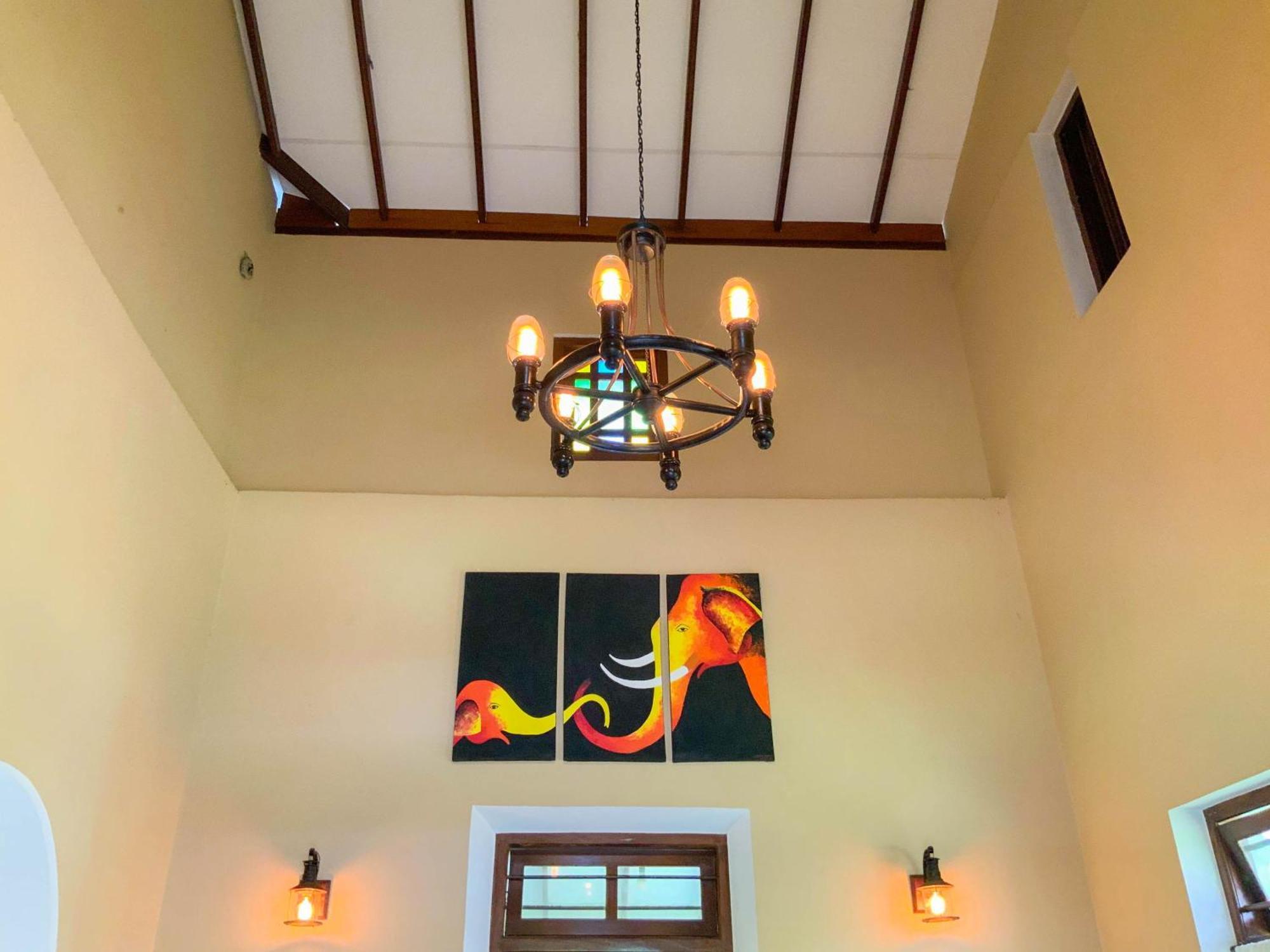Headman House Antique Villa - A Seaside Royal Stay Ahangama Bagian luar foto